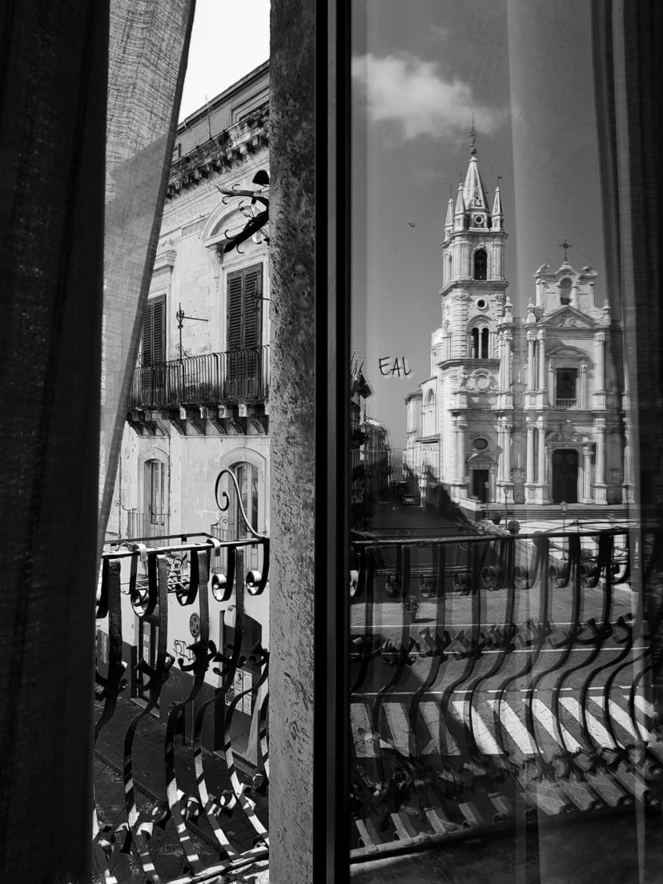 Appartamenti Piazza Duomo Acireale Luaran gambar